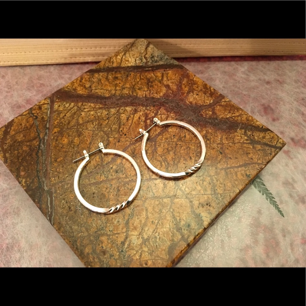 1 inch darling hoops